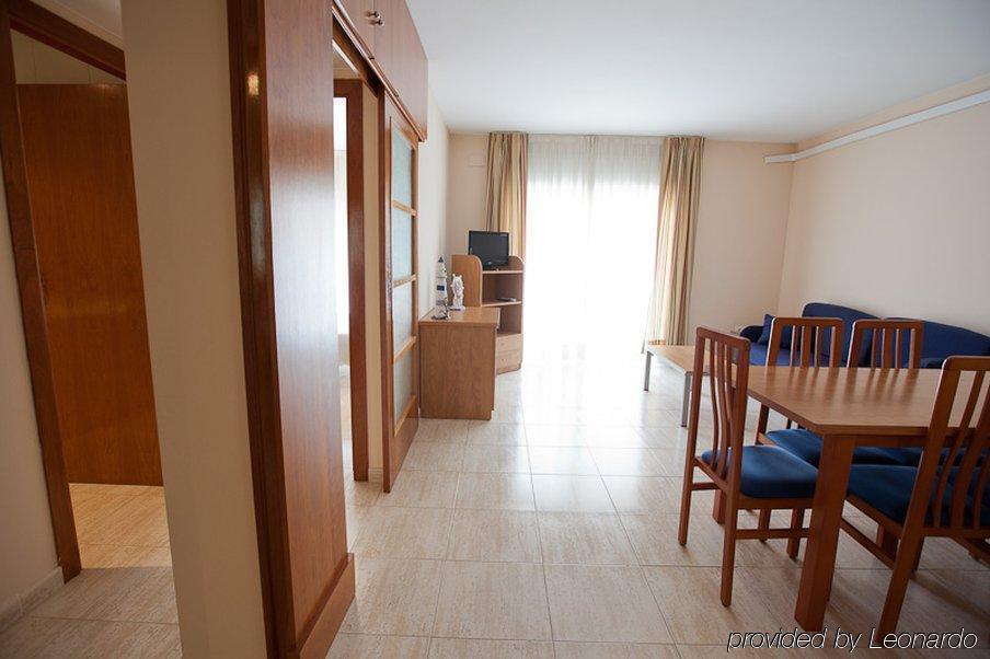 Apartaments Costamar Calafell Quarto foto