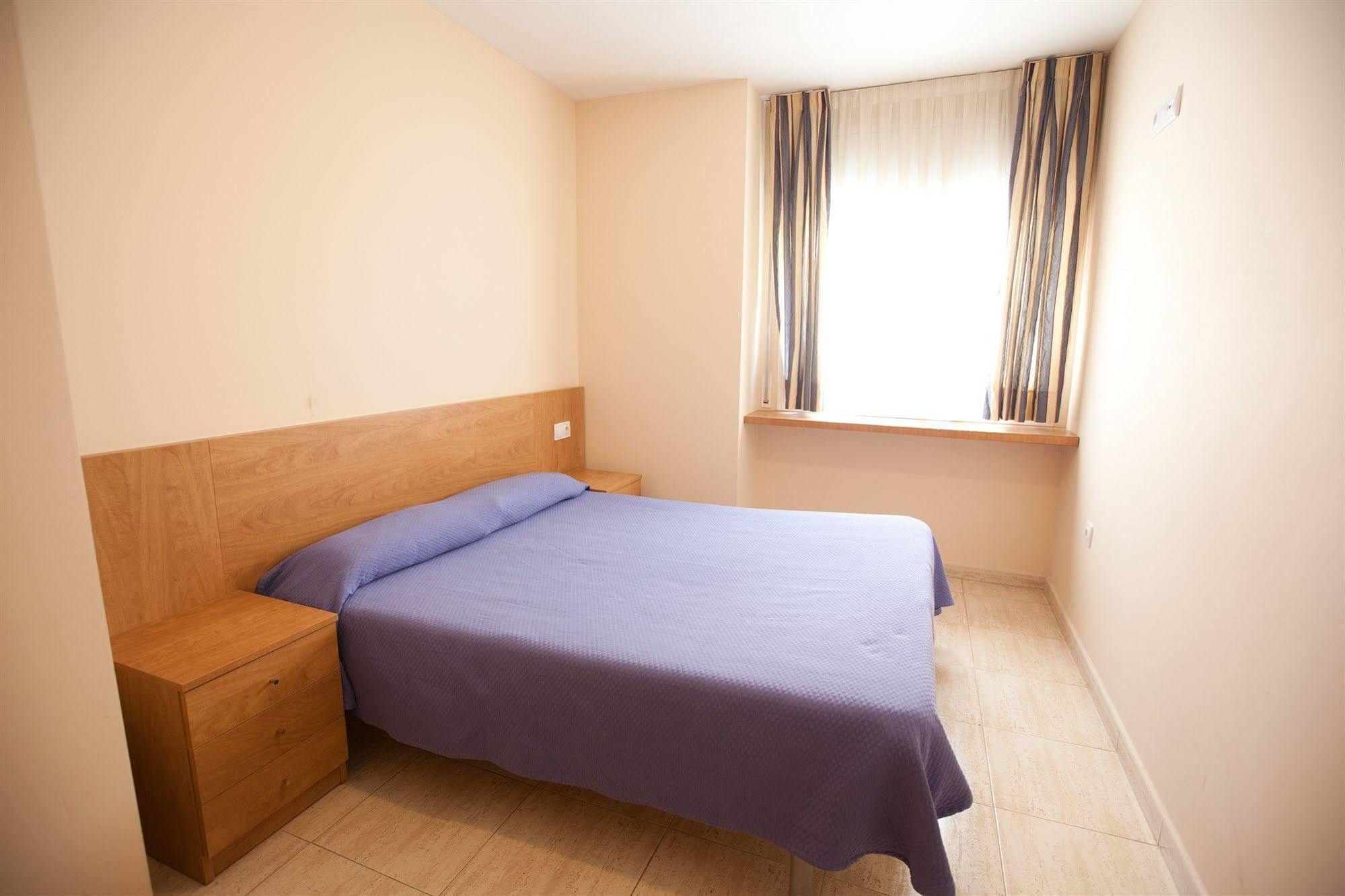 Apartaments Costamar Calafell Quarto foto